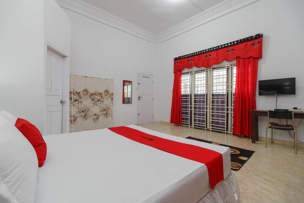 Reddoorz Syariah Near Museum Tsunami Aceh 2 Geutieue Exteriör bild